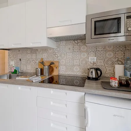 아파트 Il Gattino Di Porto 5 - Terrazzo Piscina 임페리아