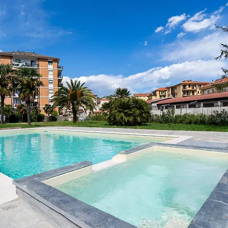 Il Gattino Di Porto 5 - Terrazzo Piscina 임페리아