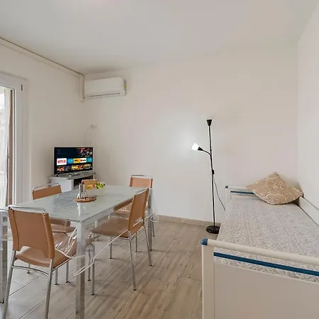 Il Gattino Di Porto - 5 - Bilocale Terrazzo Piscina