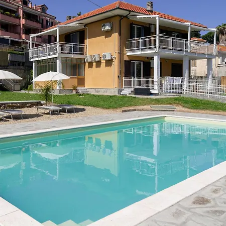 Il Gattino Di Porto - 5 - Bilocale Terrazzo Piscina Империя